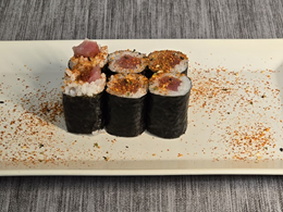 15. Hosomaki: Surowy tuńczyk