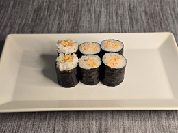 8. Hosomaki: Sałatka surimi 